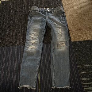Abercrombie Kids Distressed Pull-On Jean Leggings